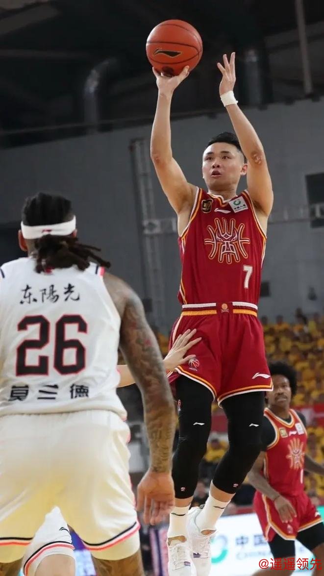 CBA俱乐部杯：张宁21+7 山西汾酒险胜广州朗肽海本