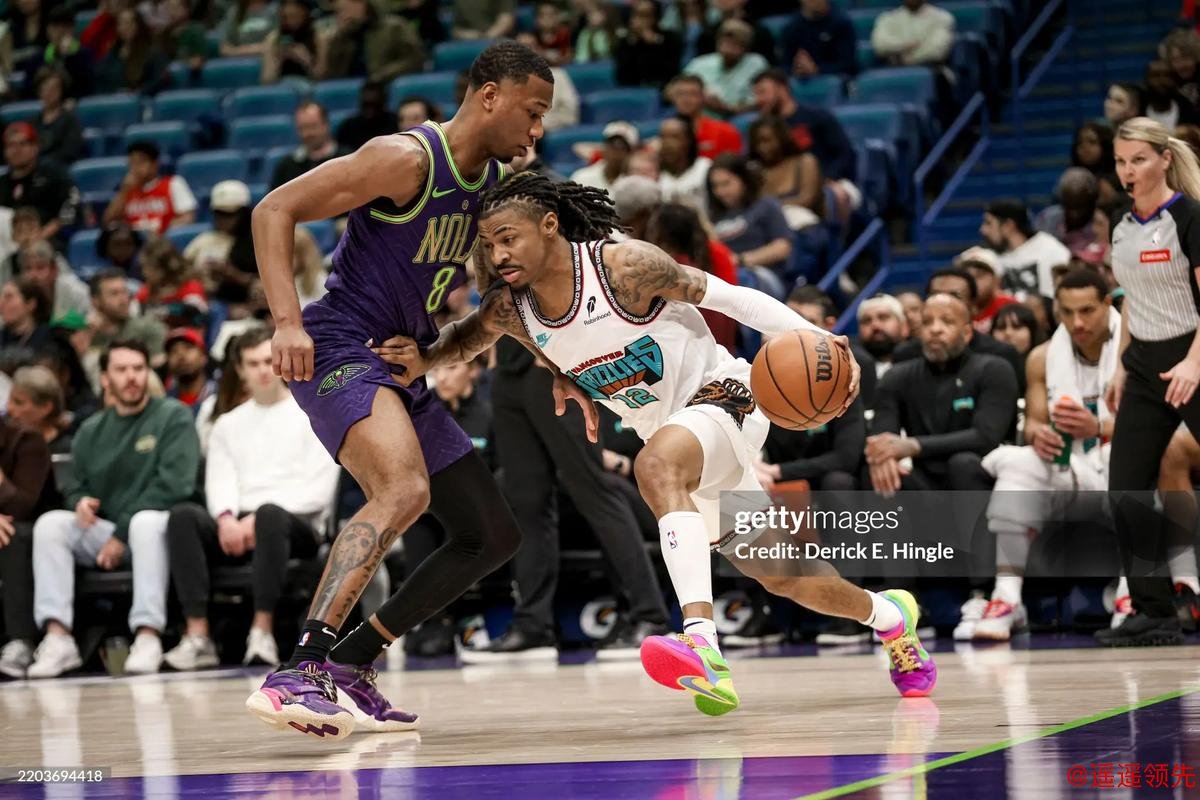 莫兰特8+10哈里斯空砍21+8 7人上双灰熊屠76人