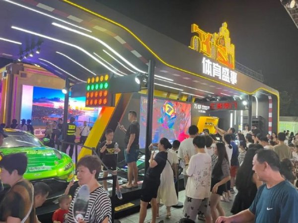 开元棋牌下载 澳门格兰披治大赛车亮相陕西‧西安澳门周